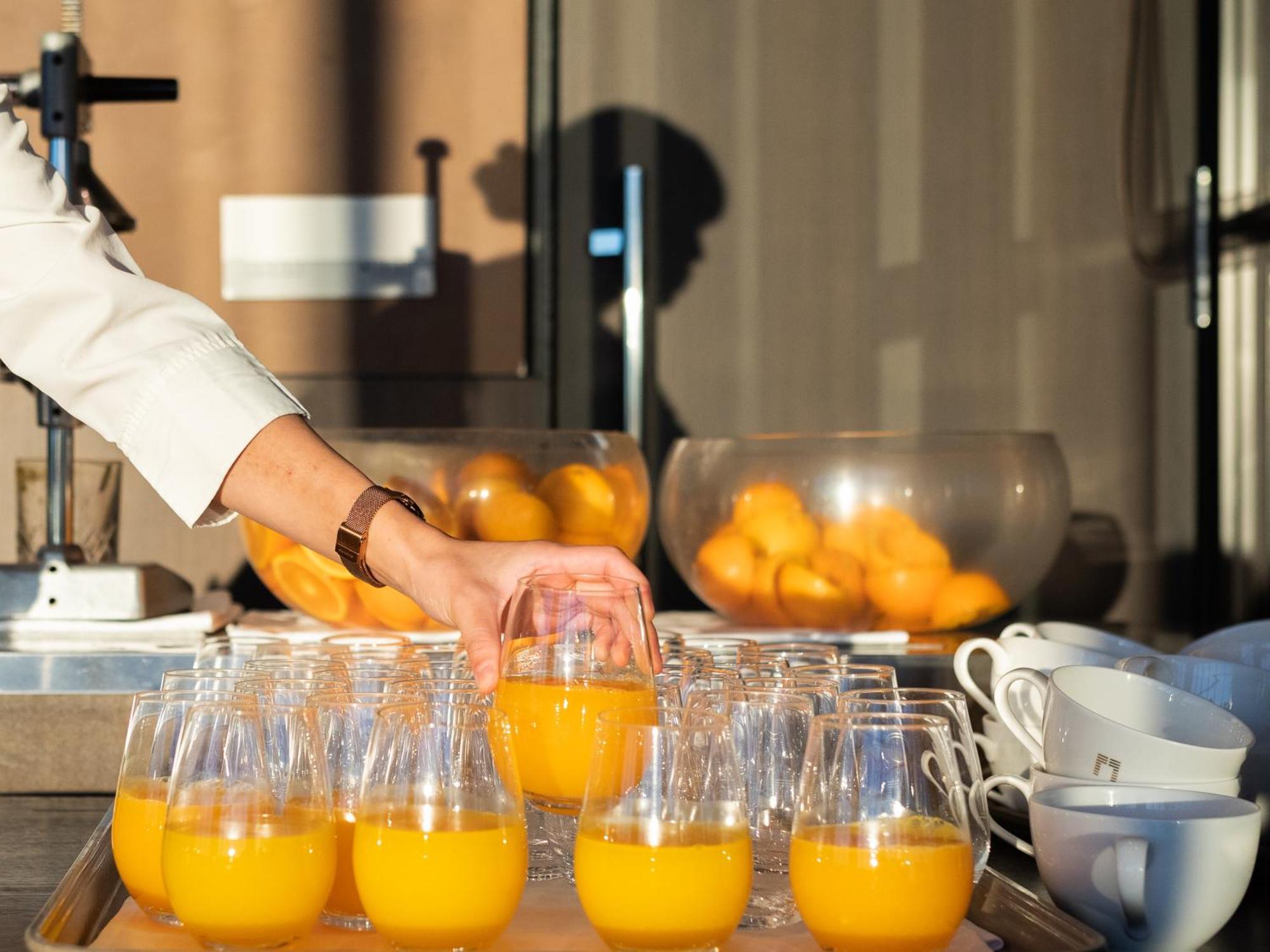 The Gate Hotel Tokyo By Hulic Exterior foto Orange juice